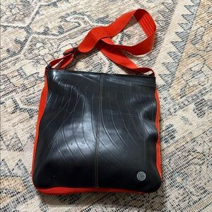 Re3 recycled tire tube bag